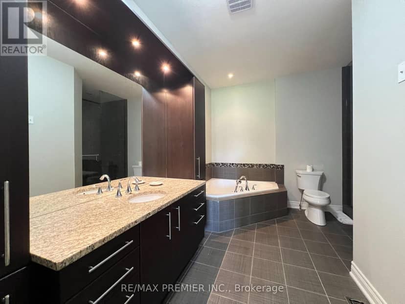 140 - 7673 Green Vista Gate — photo 17 of 34