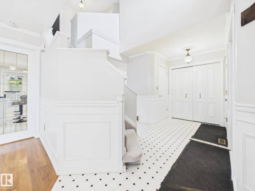 3 Hardcastle Pl — photo 10 of 40