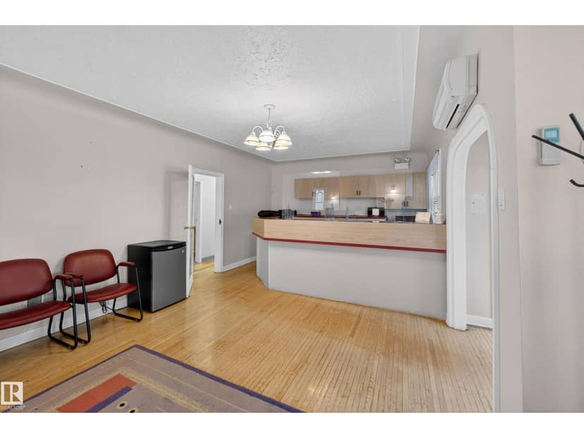 11010 106 ST NW, Edmonton, photo 8
