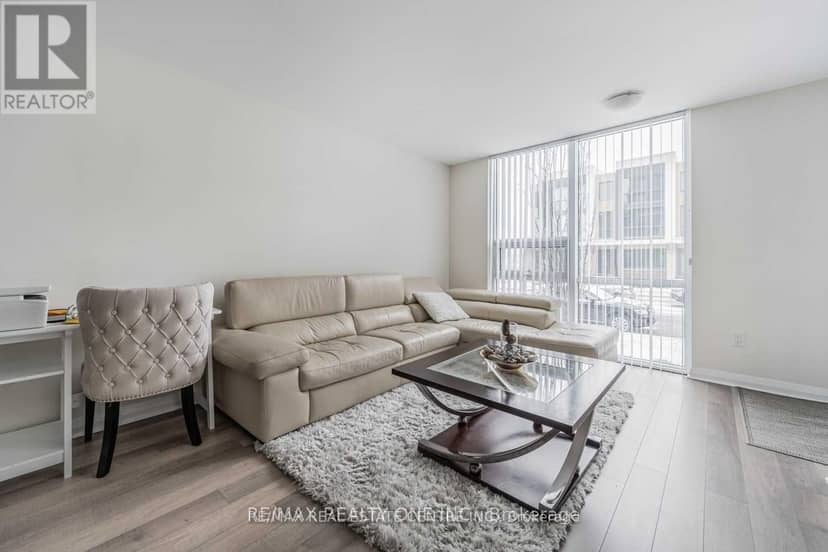 112 - 5025 Four Springs Avenue — photo 6 of 15