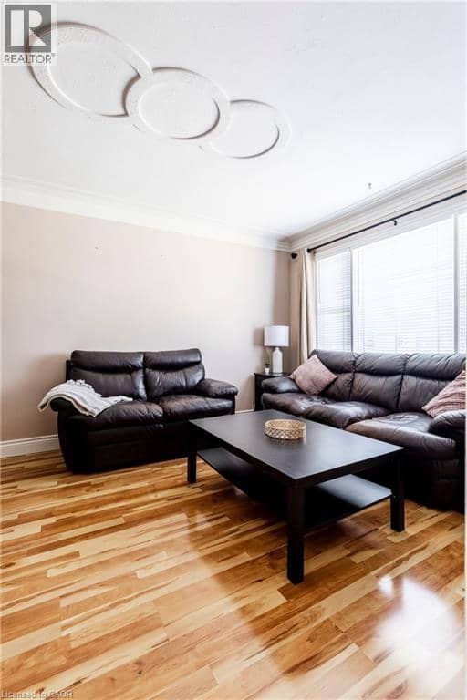 118 JULIAN Avenue, Hamilton, photo 7