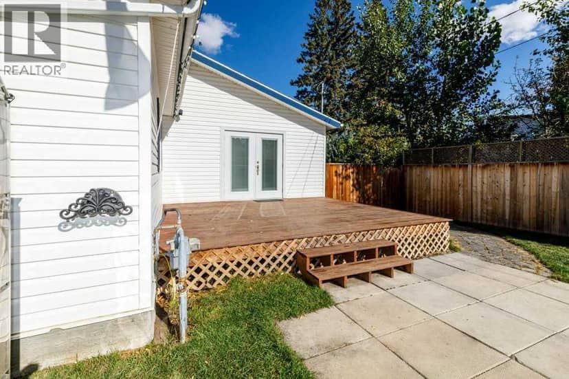 5119 48 Avenue — photo 33 of 40