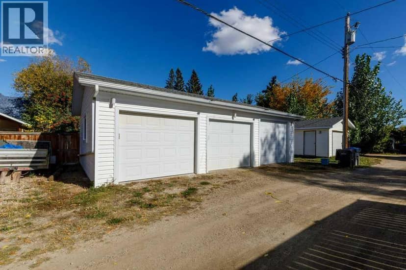 5119 48 Avenue — photo 40 of 40