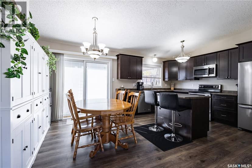 3251 Gould BAY E — photo 13 of 40
