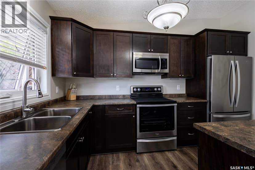 3251 Gould BAY E — photo 9 of 40