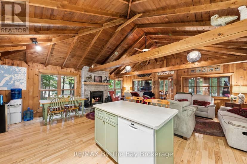 10158 Georgian Bay Shore — photo 13 of 40