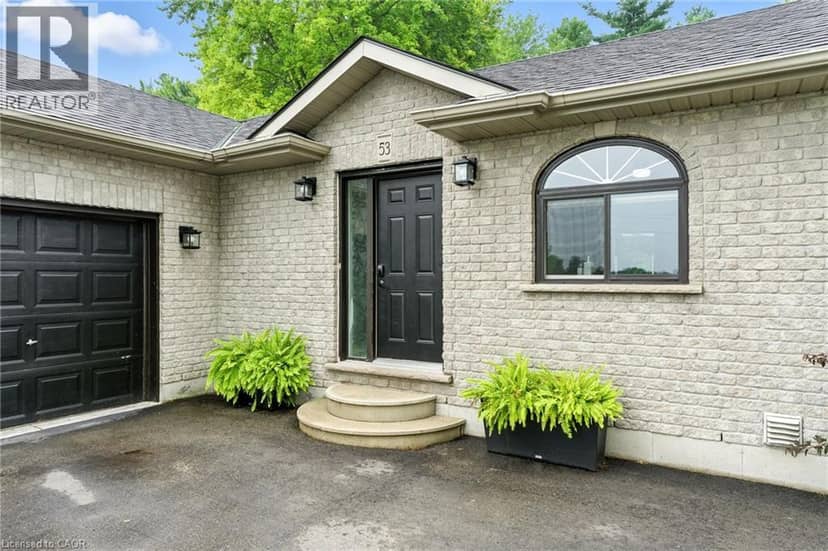 53 HAWTREY Road — photo 5 of 36