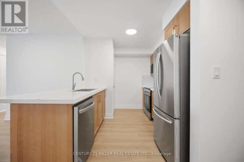 1203 - 310 Burnhamthorpe Road W — photo 10 of 40