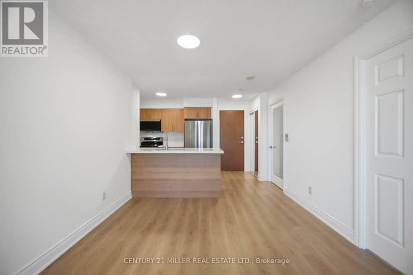 1203 - 310 Burnhamthorpe Road W — photo 14 of 40