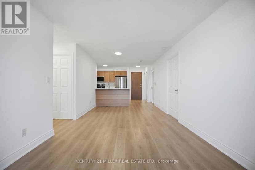 1203 - 310 Burnhamthorpe Road W — photo 19 of 40