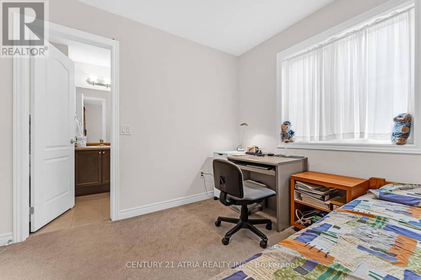 468 Kwapis Boulevard — photo 18 of 29