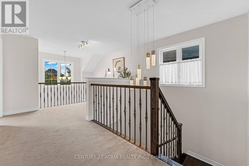 468 Kwapis Boulevard — photo 11 of 29