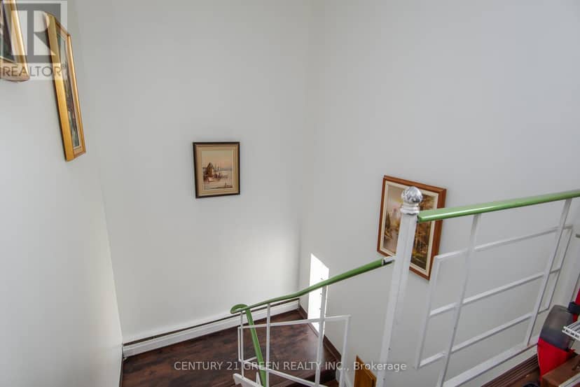 129 River Road E — photo 30 of 39
