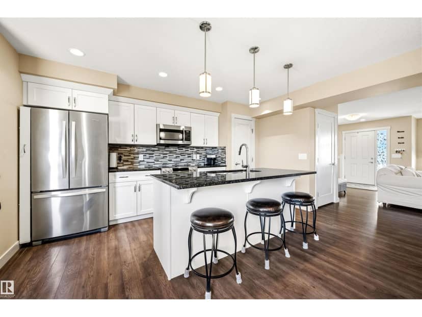 4478 Annett Cm SW, Edmonton, photo 3