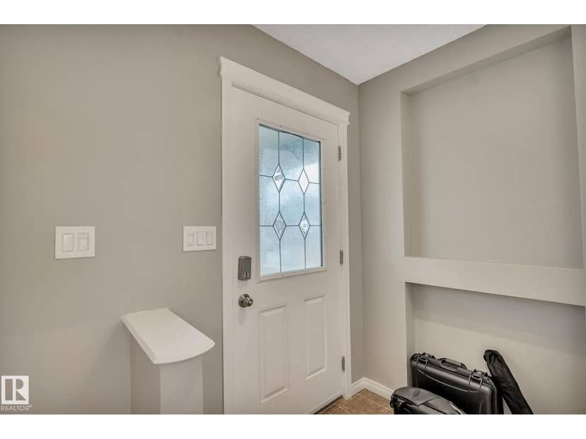 14771 141 ST NW — photo 17 of 40