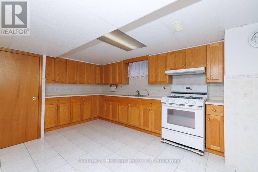 6791 Dunn Street — photo 37 of 40