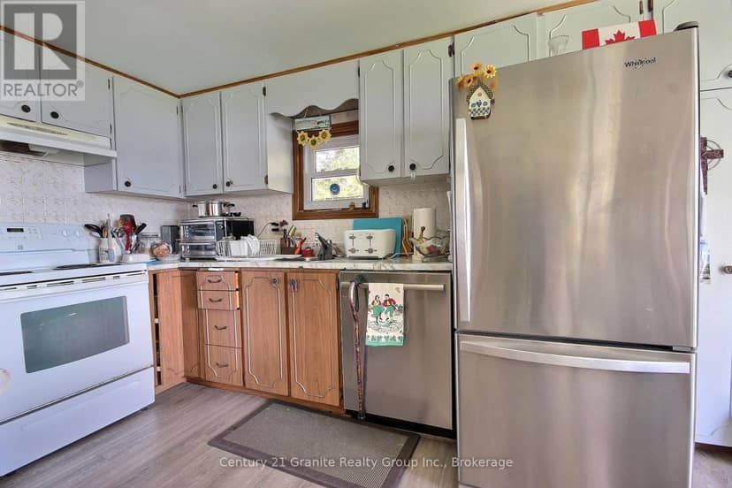 1051 Halls Lake Road — photo 10 of 25