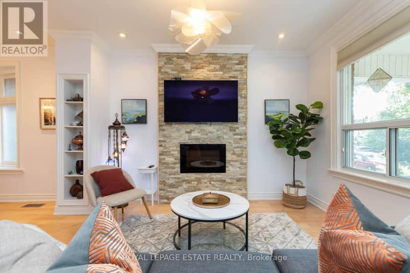 48 Bloomfield Avenue — photo 4 of 36