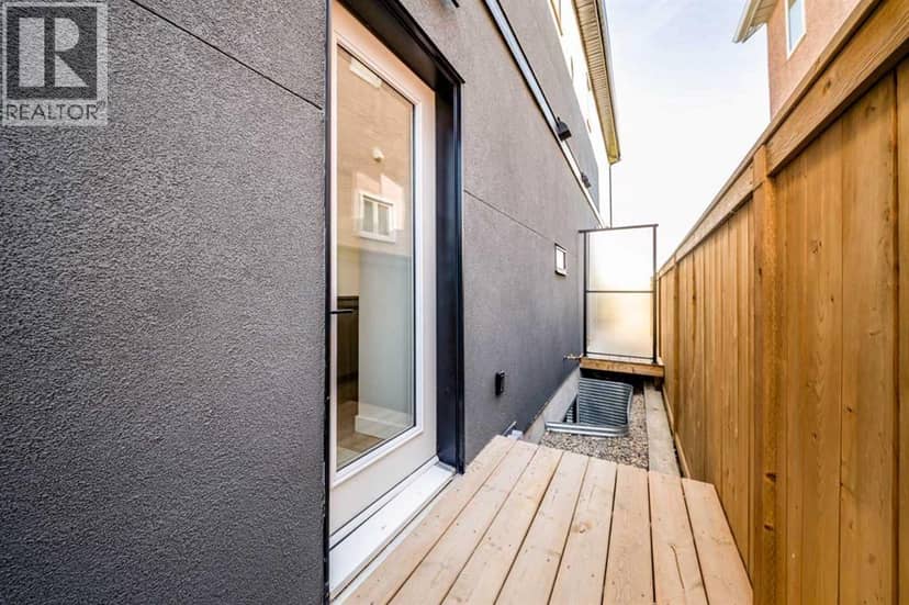 755 Centre Avenue NE — photo 11 of 36