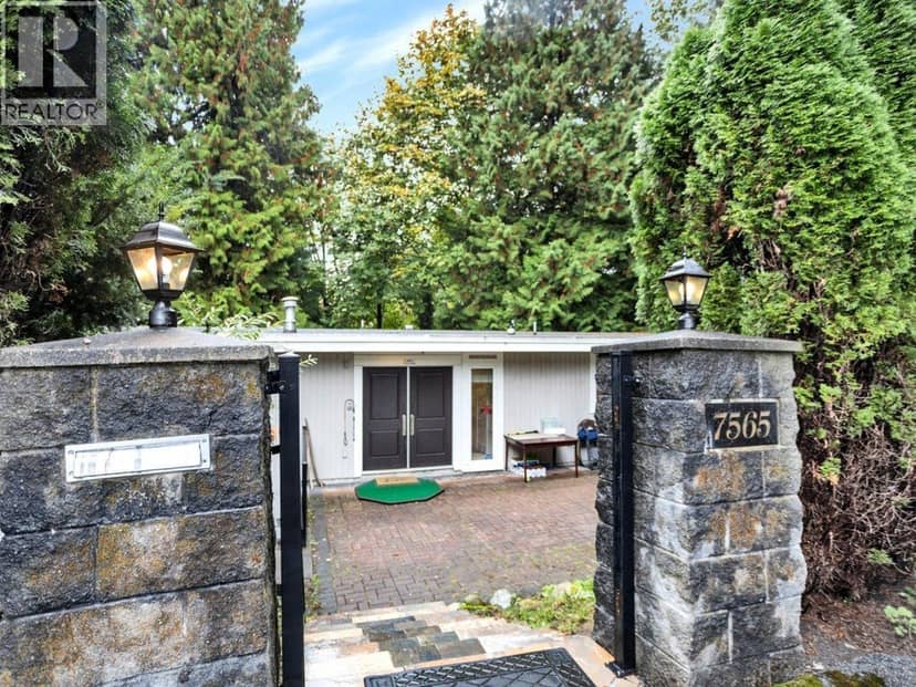 7565 WHELEN COURT, Burnaby, photo 2