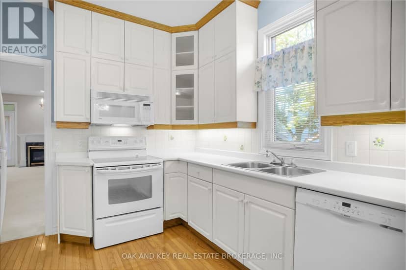 38 Quinella Place, London South, photo 7