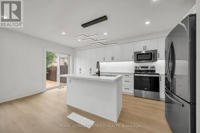 3864 Coachman Circle — photo 16 of 40
