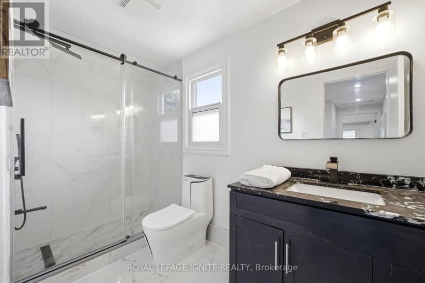 26 Winston Crescent — photo 16 of 36