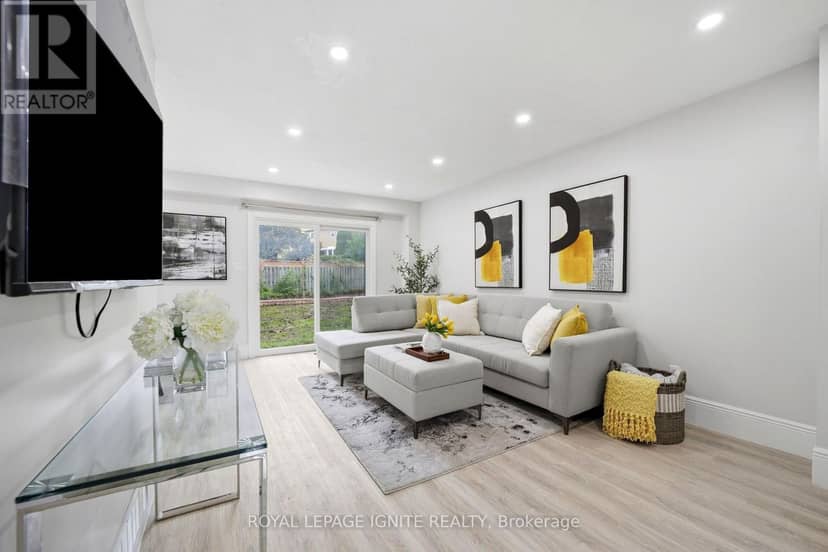 26 Winston Crescent — photo 4 of 36