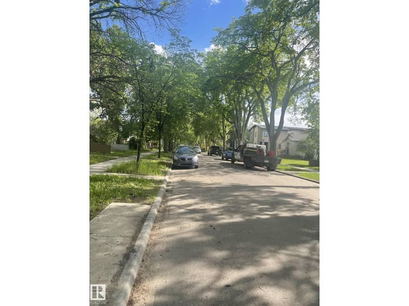 11726 125 ST NW, Edmonton, photo 2