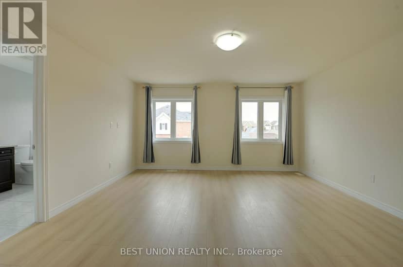 196 Donald Sim Avenue — photo 10 of 19