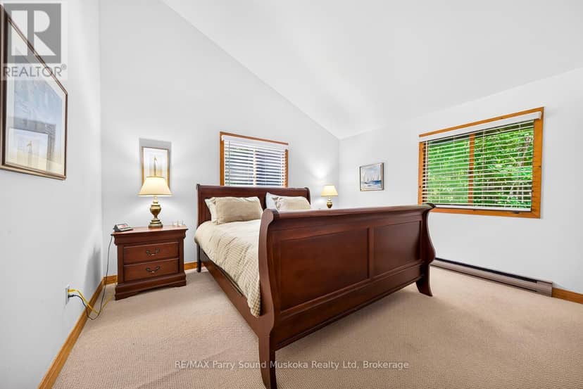 53 Crown Retreats Road — photo 27 of 40