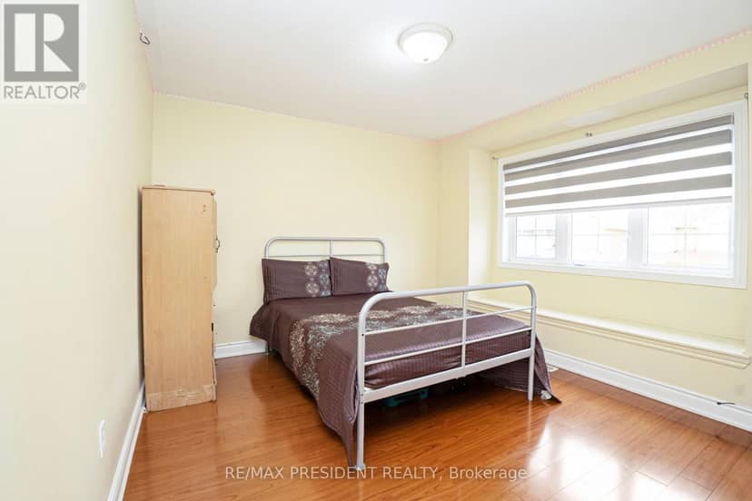 4 Chalkfarm Crescent — photo 29 of 40