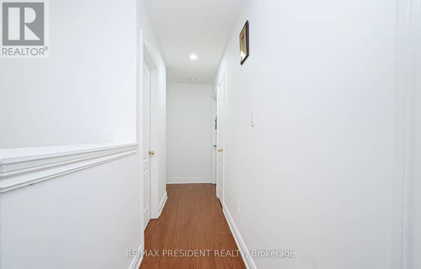 4 Chalkfarm Crescent — photo 30 of 40