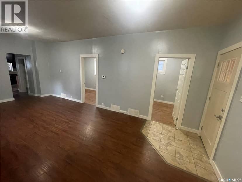 434 G Avenue S — photo 11 of 34