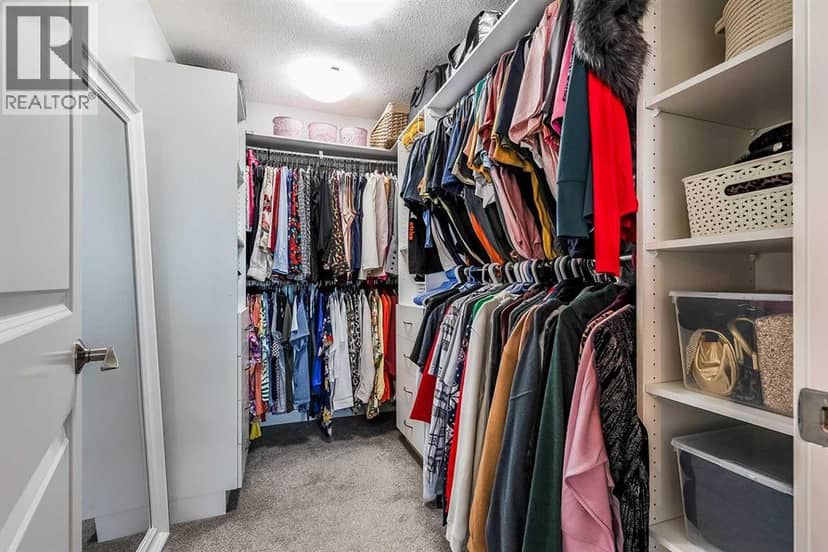 8 Hamptons Crescent SE — photo 25 of 40