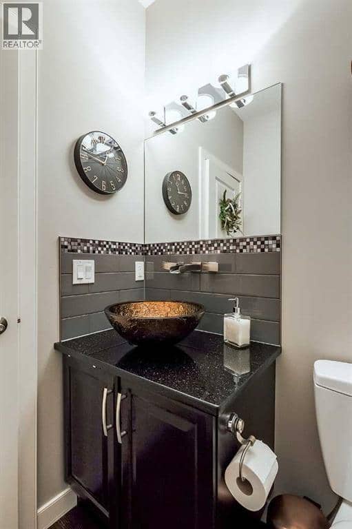 8 Hamptons Crescent SE — photo 19 of 40