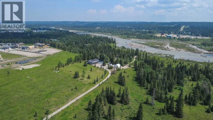 1101 6 Street SW, Sundre, photo 3