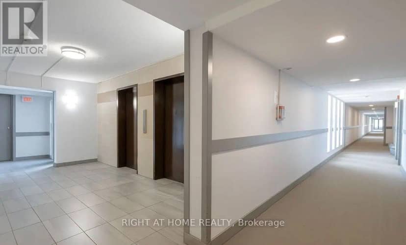 503 - 4689 Jane Street — photo 12 of 15