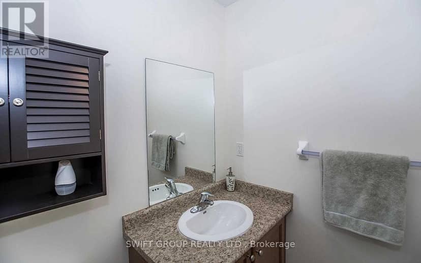 92 Checkerberry Crescent — photo 10 of 20