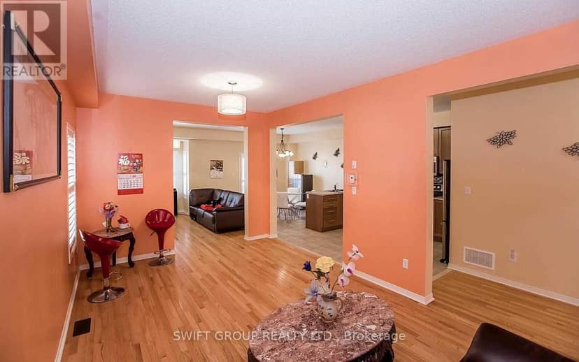 92 Checkerberry Crescent — photo 4 of 20