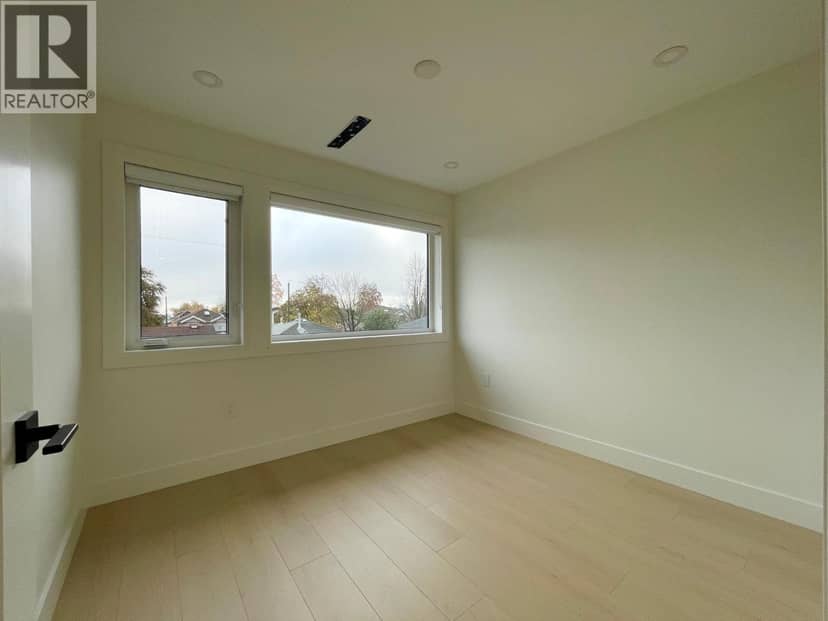 162 E 43RD AVENUE, Vancouver, photo 8