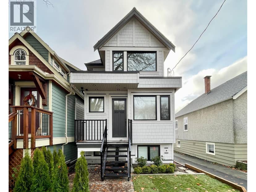 162 E 43RD AVENUE, Vancouver