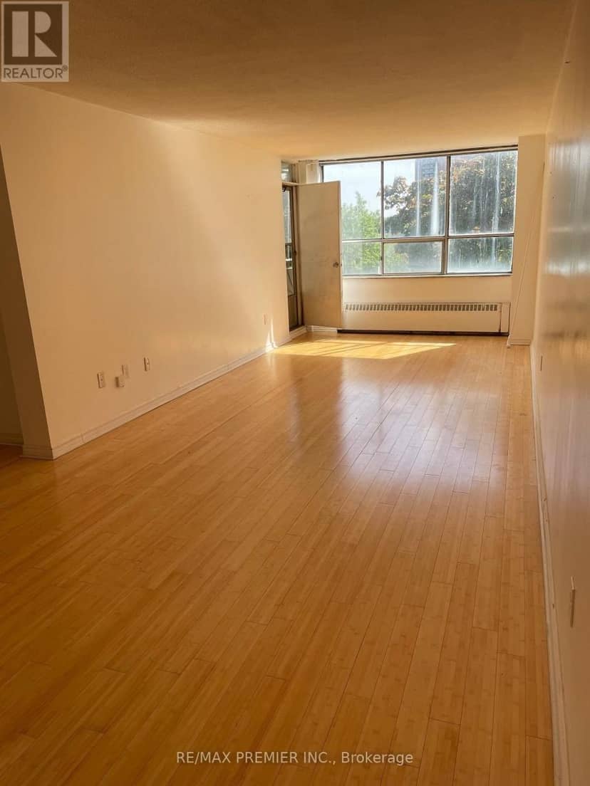 408 - 320 Dixon Road — photo 13 of 13