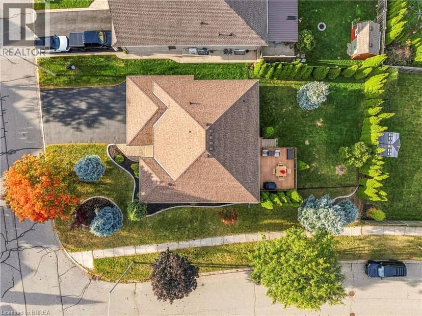 79 COURT Drive — photo 29 of 35