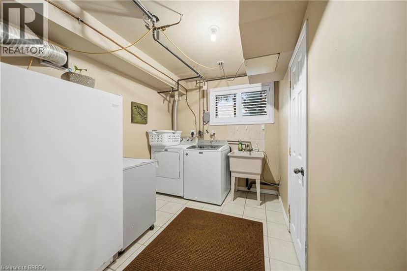 79 COURT Drive — photo 28 of 35