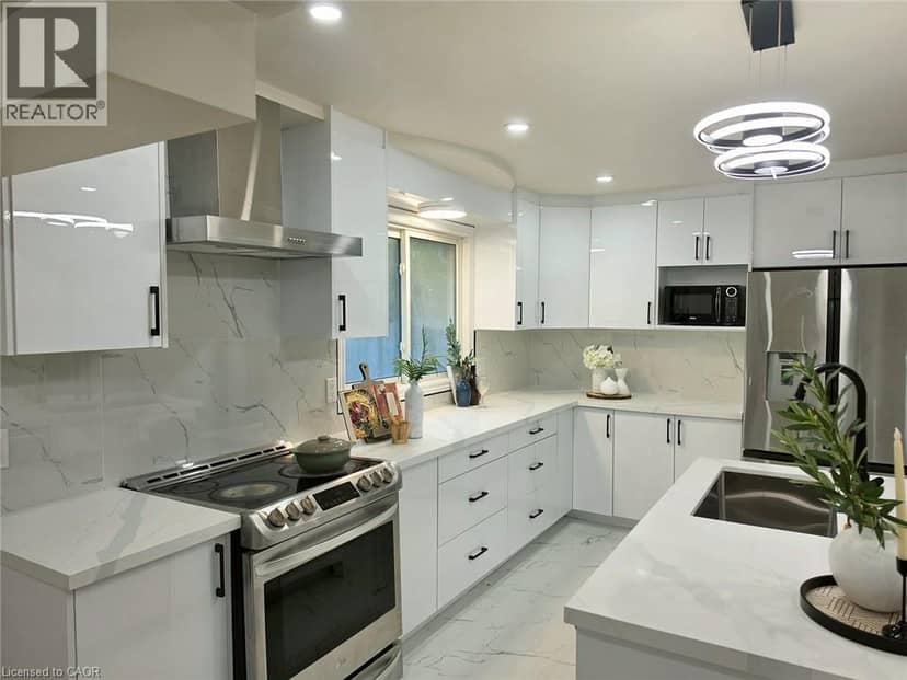 23 ALAYNE Crescent — photo 7 of 27