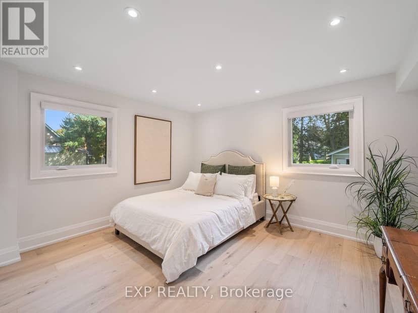 25 Morton Avenue — photo 12 of 36