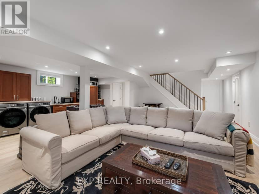 25 Morton Avenue — photo 21 of 36