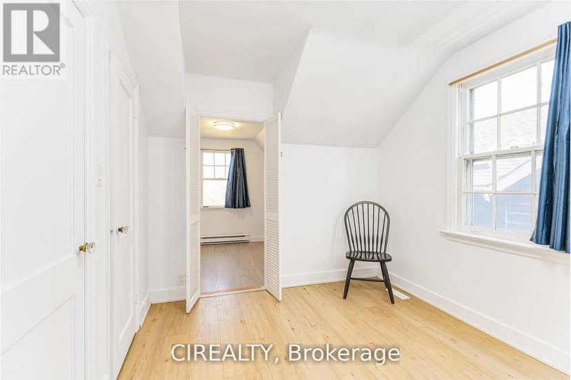25 Howard Avenue — photo 23 of 28