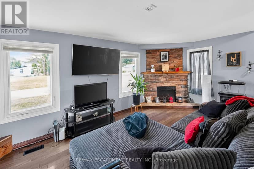 503 John Street — photo 19 of 40